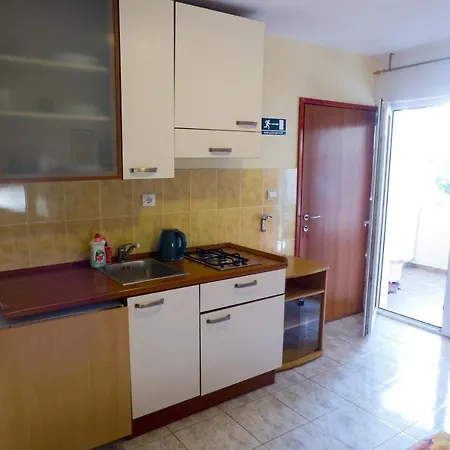 Apartment By The Sea Ivan Dolac, Hvar - 8782 Ivan Dolac