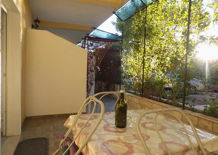 By The Sea Ivan Dolac, Hvar - 8782 Apartment